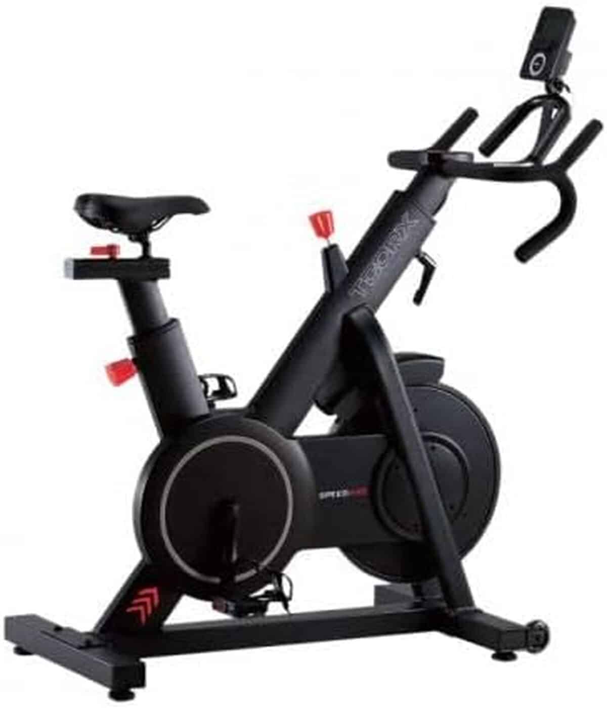 Test vélo Toorx SRX-Speed-Mag : roue 20 kg et ajustements complets