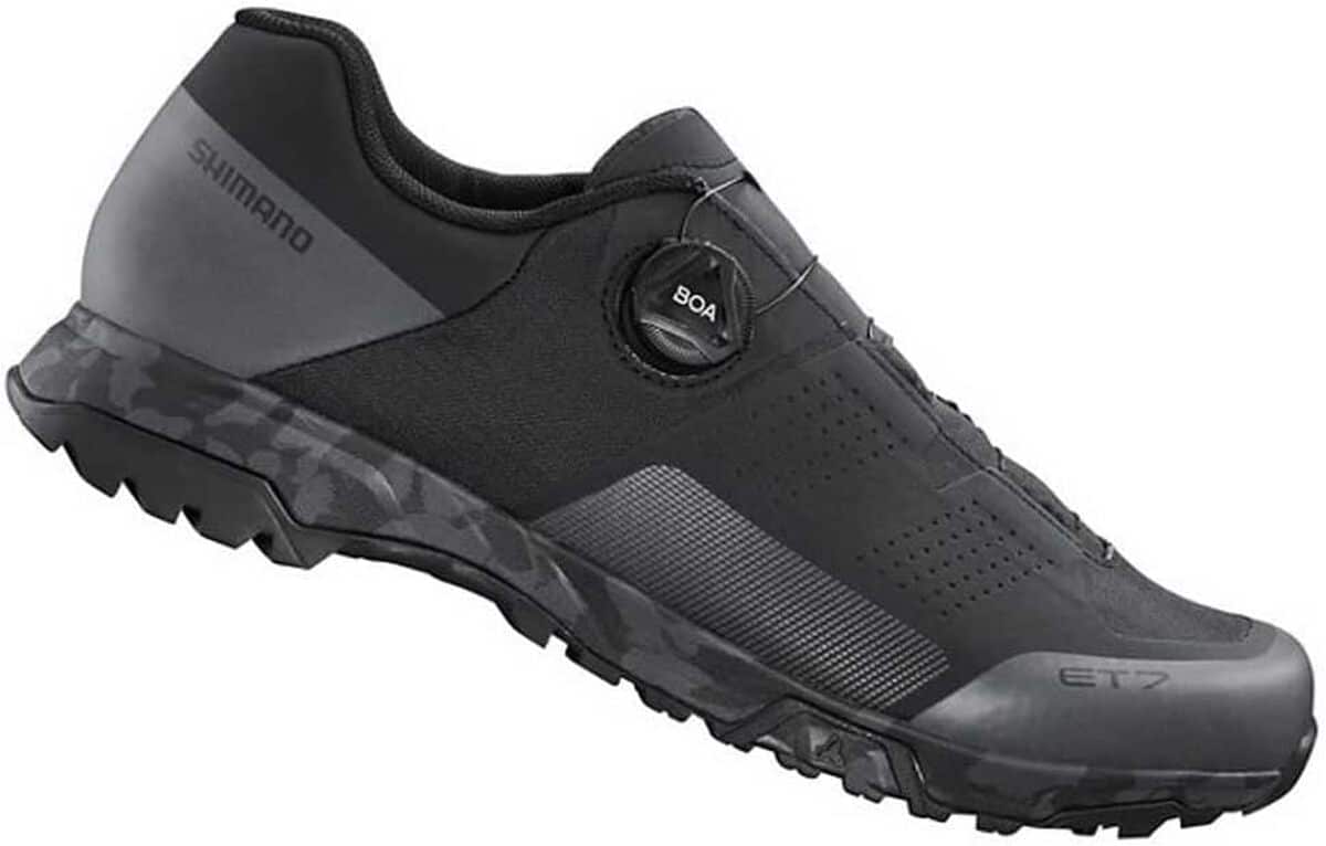 Test des chaussures Shimano Bet700l43 ET7 en noir, taille 43