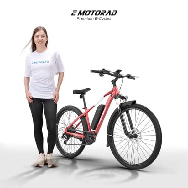 Explorez les performances du vélo électrique eMotorad T-Rex Air, conçu pour les aventuriers en quête de sensations fortes sur tous les terrains avec ses roues 29x2.4 pouces.