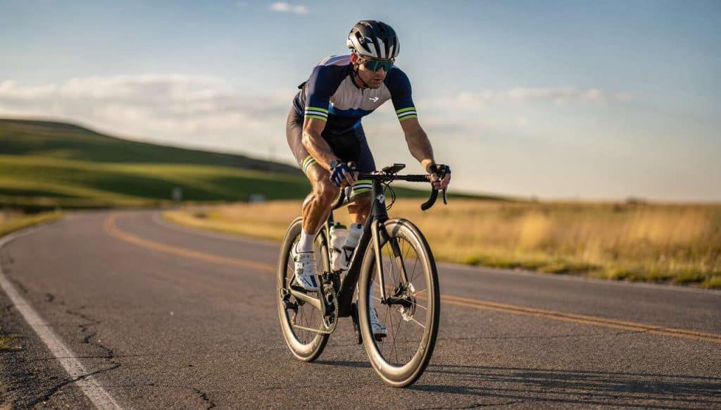 Quel vélo choisir pour l'ultra-cyclisme et les longues distances ?