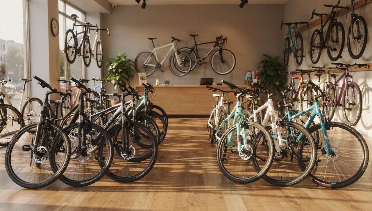 Vélos hommes vs femmes : mythe ou réalité ? Différences clés