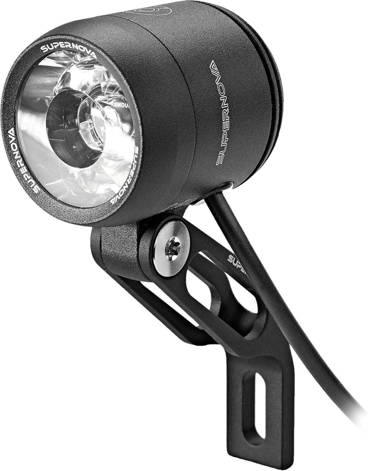 Test de la lumière de vélo Super Nova V521s : 235 lumens de puissance