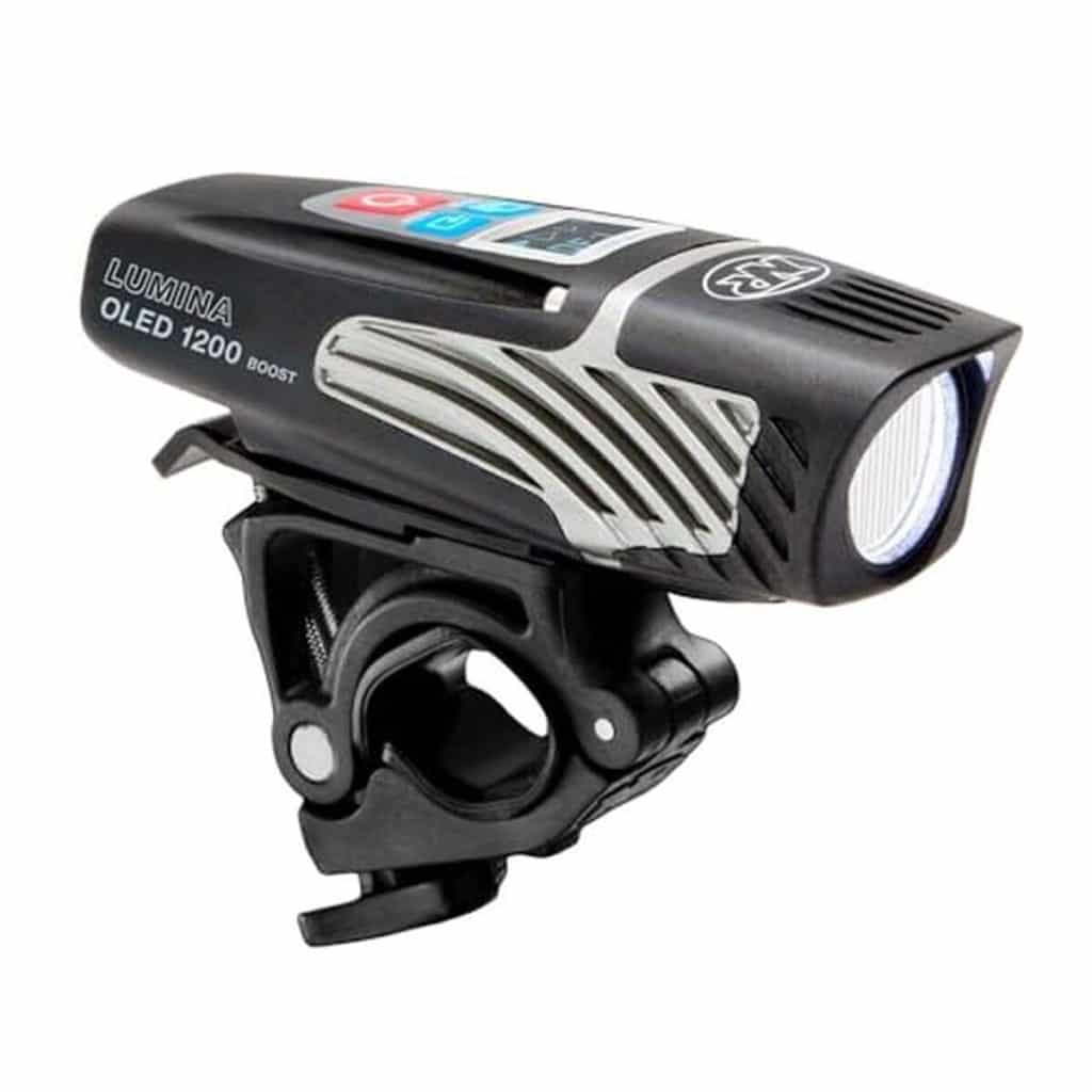 Test du phare avant Niterider Lumina 1200 oled boost