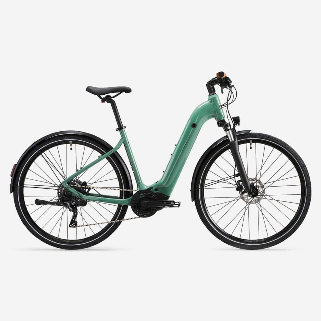 Test du vélo électrique à cadre bas : decathlon E-ACTV 500 vert