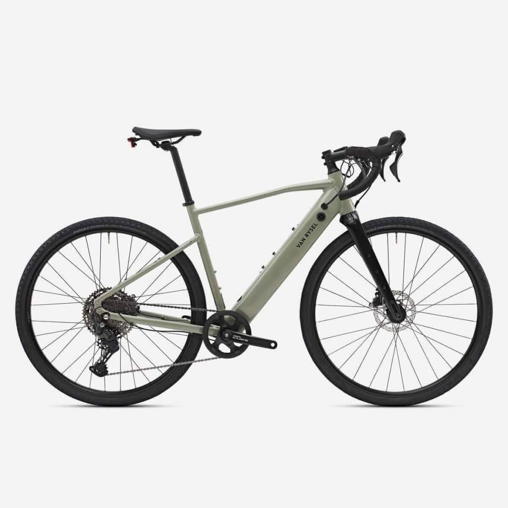 Test : vélo gravel électrique Decathlon Shimano Cues E-GRVL AF Discover kaki